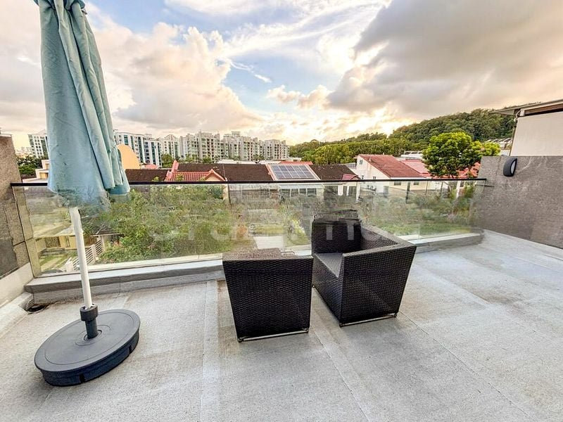 HILLVIEW ESTATE 11