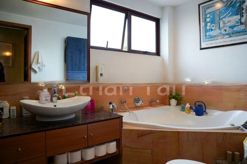 SELETAR HILLS ESTATE 5