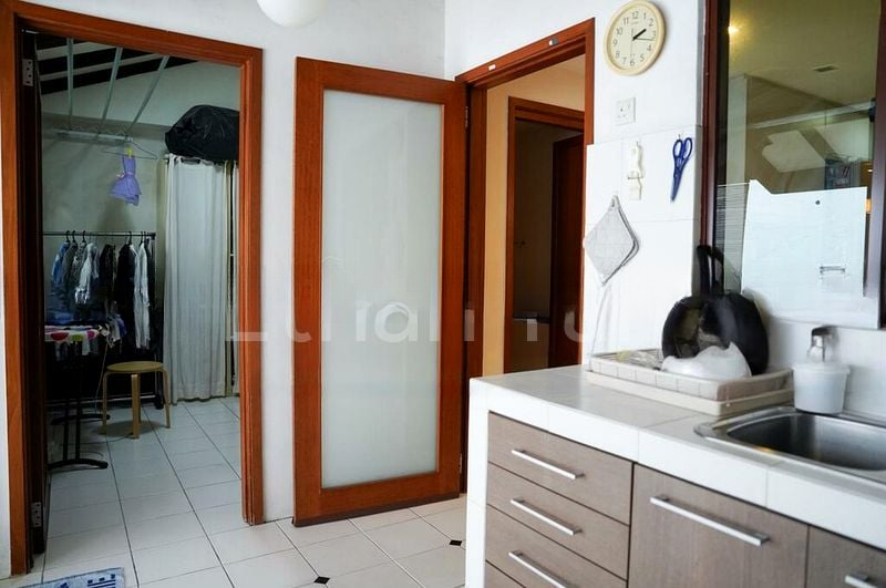 SELETAR HILLS ESTATE 4