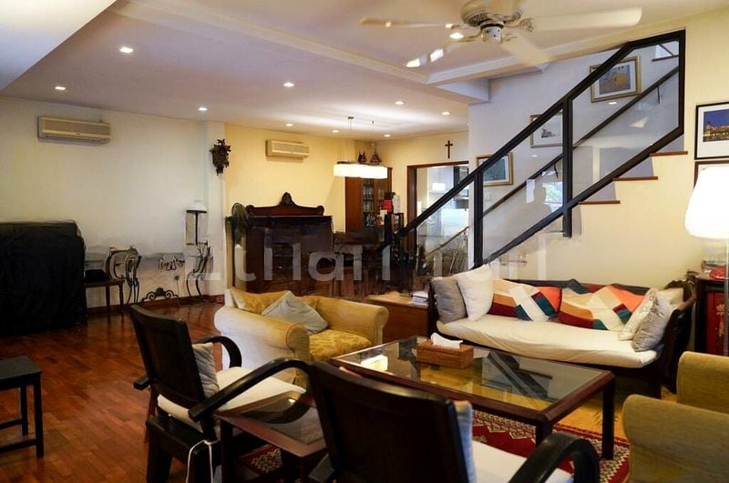 SELETAR HILLS ESTATE 11