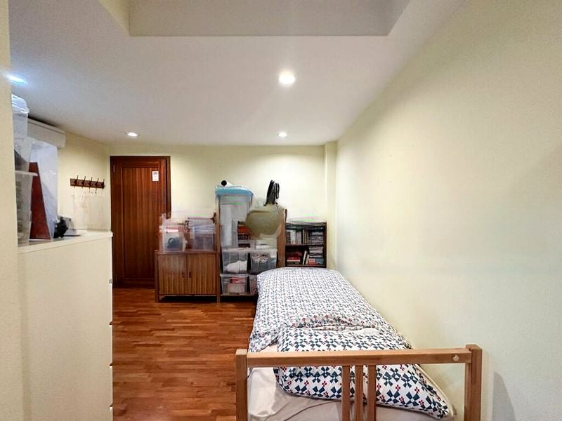 SELETAR HILLS ESTATE 6