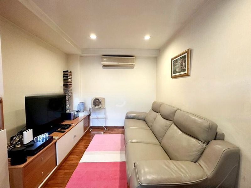 SELETAR HILLS ESTATE 5