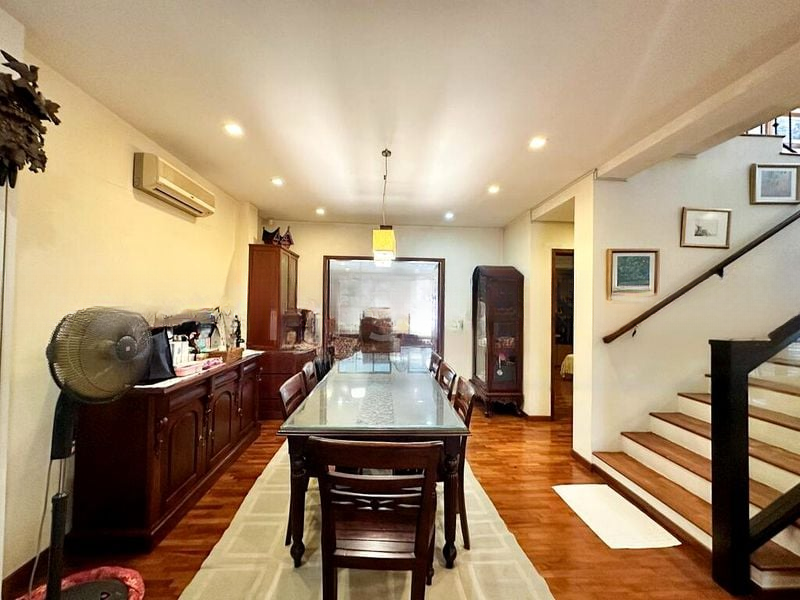 SELETAR HILLS ESTATE 10