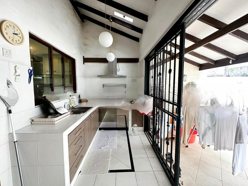 SELETAR HILLS ESTATE 7