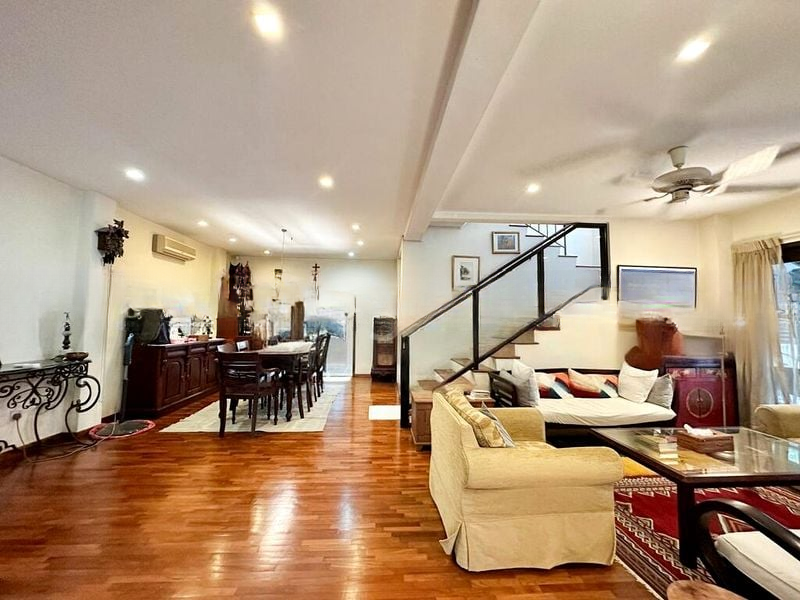 SELETAR HILLS ESTATE 13