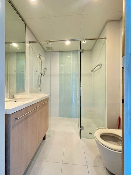 THE SAIL @ MARINA BAY 5