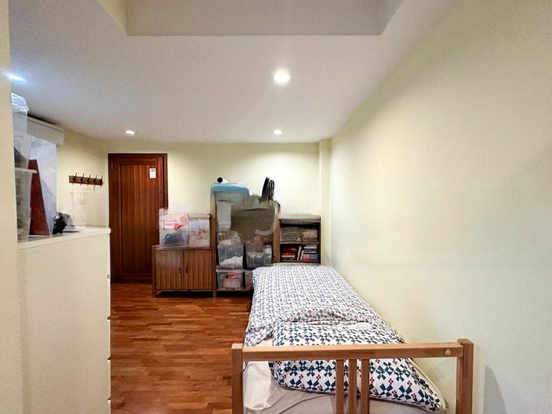 SELETAR HILLS ESTATE 4