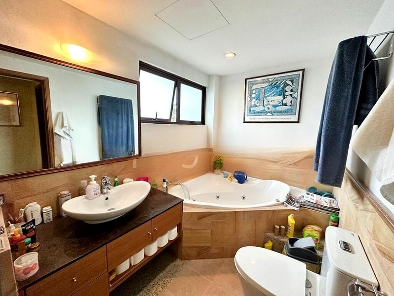 SELETAR HILLS ESTATE 6