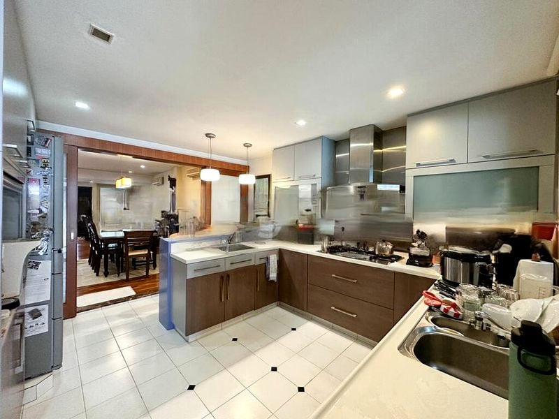 SELETAR HILLS ESTATE 11