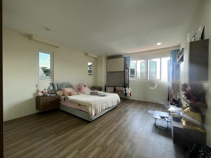 SEMBAWANG SPRINGS ESTATE 8