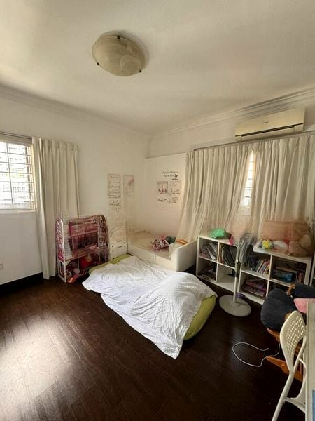 GRANGE HEIGHTS 6