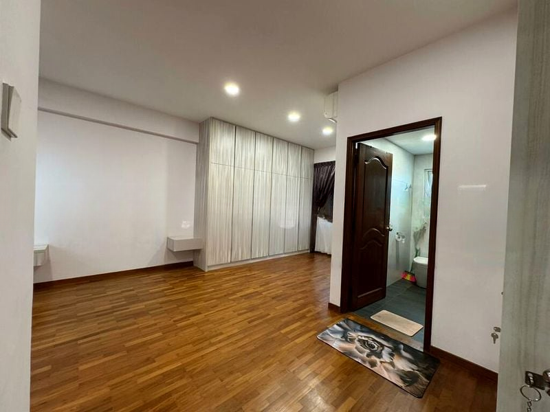 WOODGROVE ESTATE 4