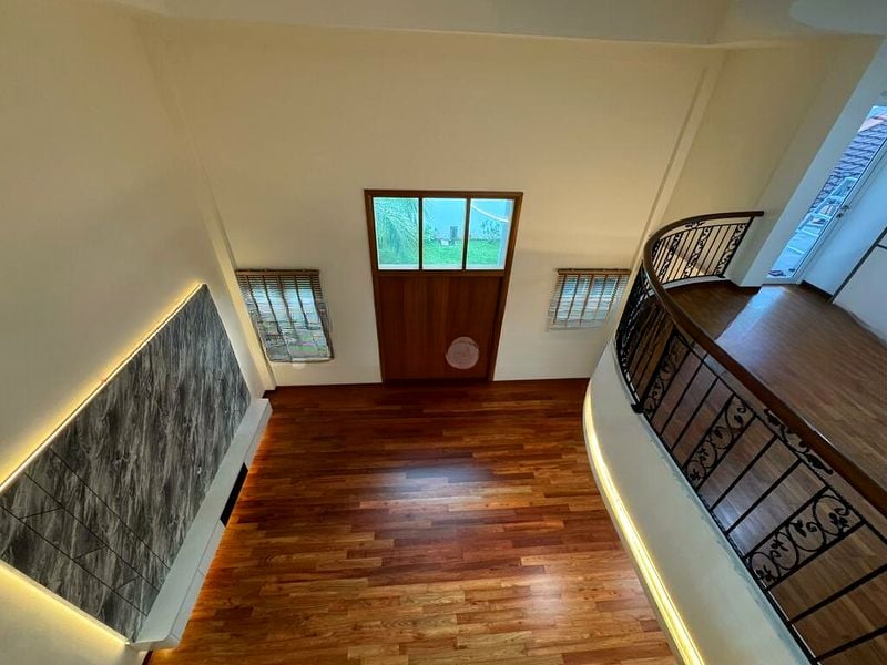 WOODGROVE ESTATE 6