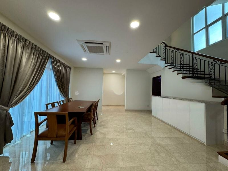 WOODGROVE ESTATE 12