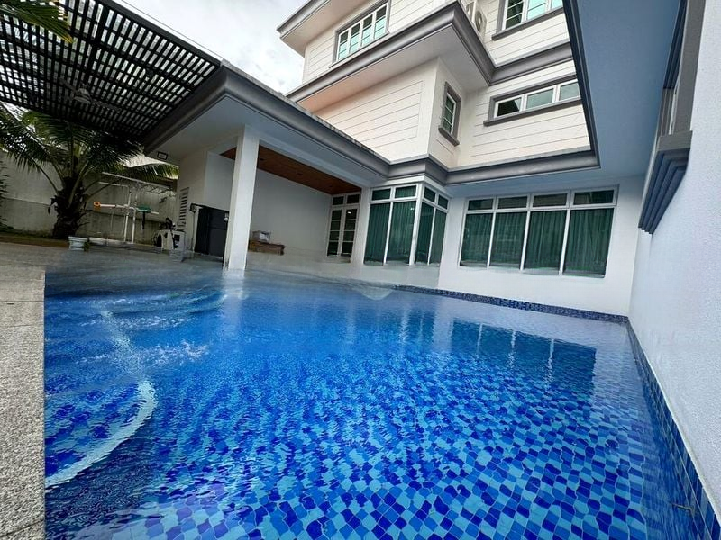 WOODGROVE ESTATE 13