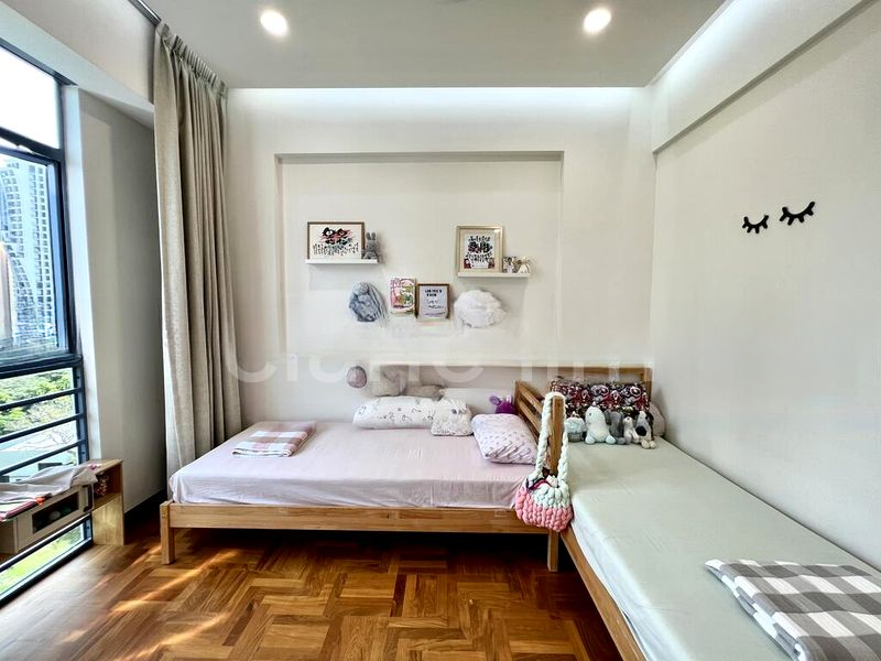 DORMER PARK 10