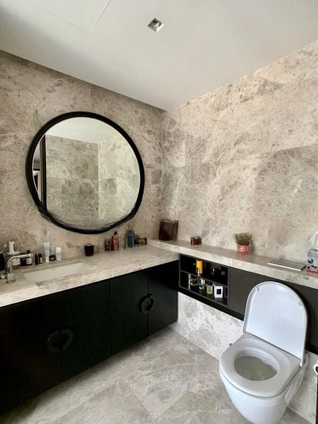 CENTENNIA SUITES 15