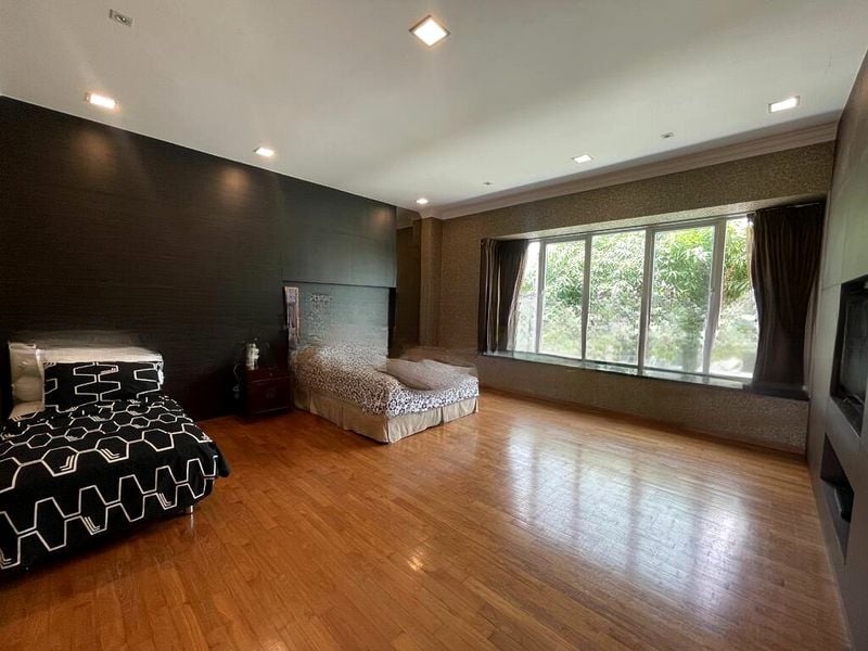 SELETAR HILLS ESTATE 12