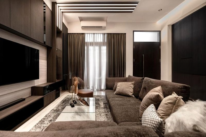 LUXUS HILLS 14
