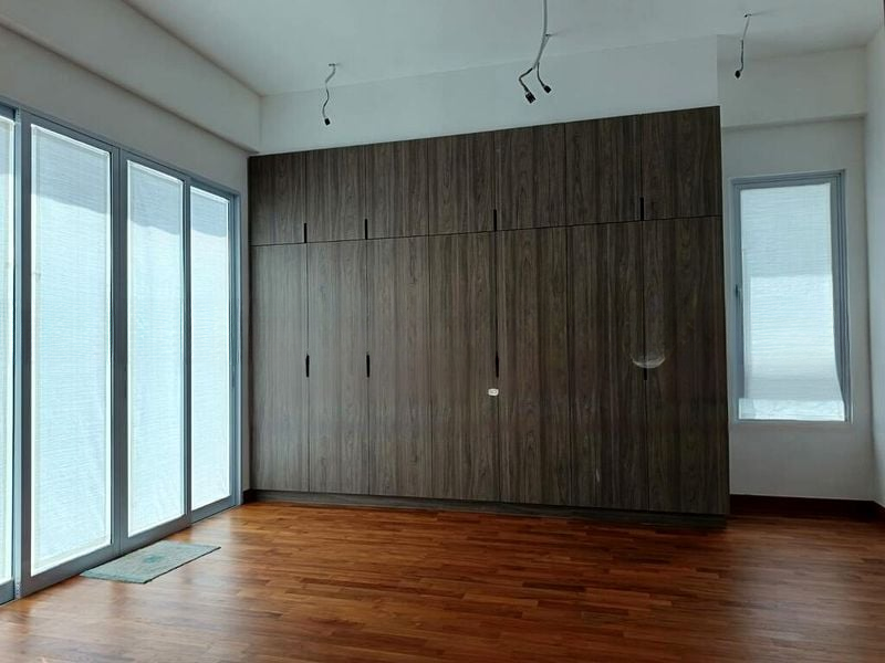 FOREST HILLS CONDOMINIUM 5