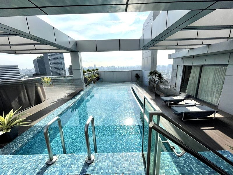 CONCOURSE SKYLINE 10