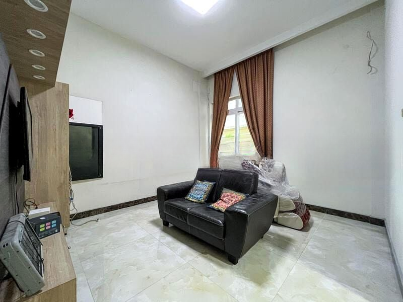 SEMBAWANG SPRINGS ESTATE 4