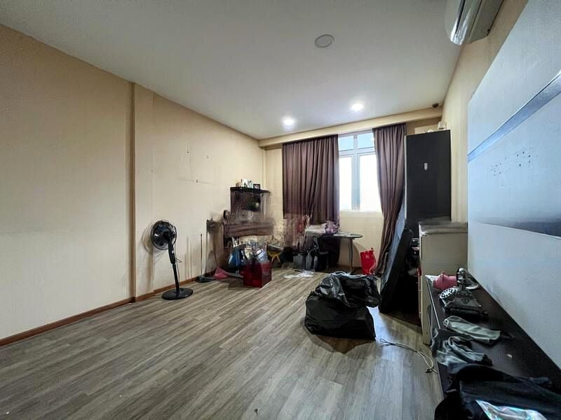 SEMBAWANG SPRINGS ESTATE 13