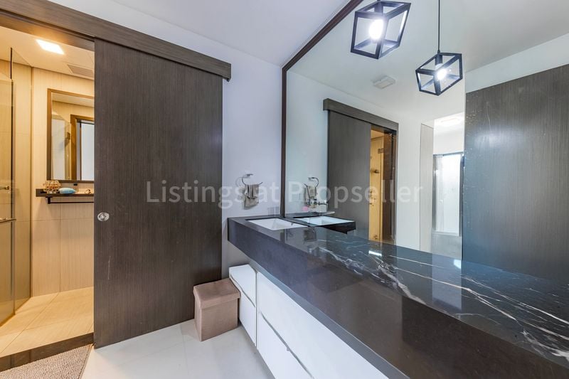 THE RISE @ OXLEY - RESIDENCES 8