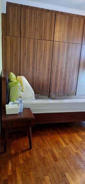 THE MORNINGSIDE 12