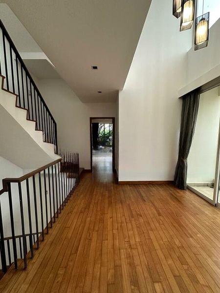 SELETAR HILLS ESTATE 5