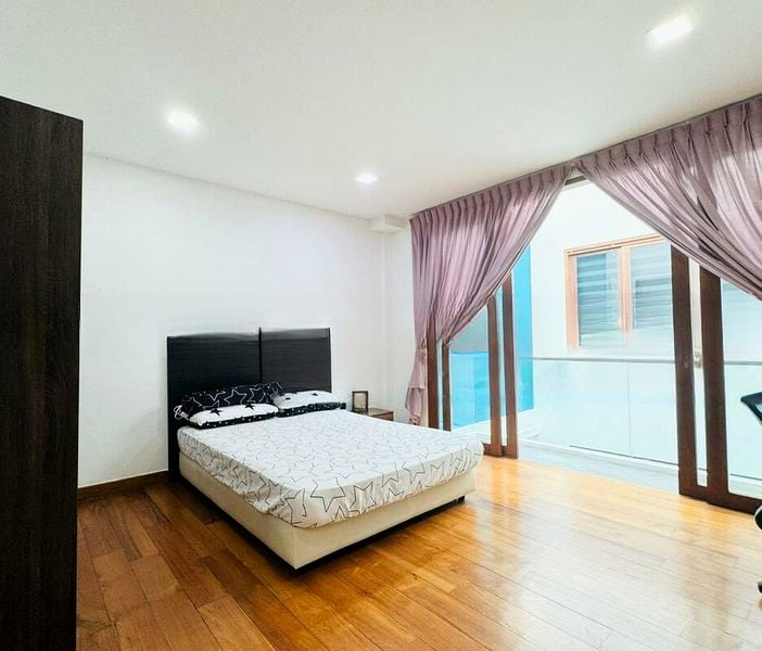 RESERVOIR VILLAS 5