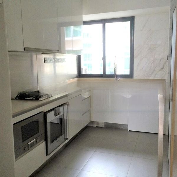 111 EMERALD HILL 4