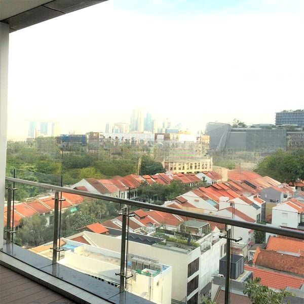 111 EMERALD HILL 1