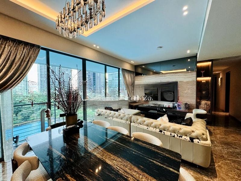 RIVERGATE 11