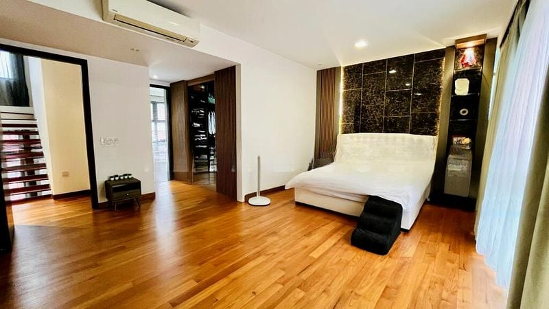 URBAN VILLAS 5