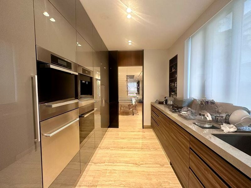 EMERALD APARTMENTS 11