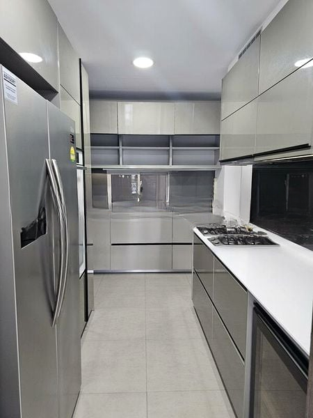 HALLMARK RESIDENCES 7