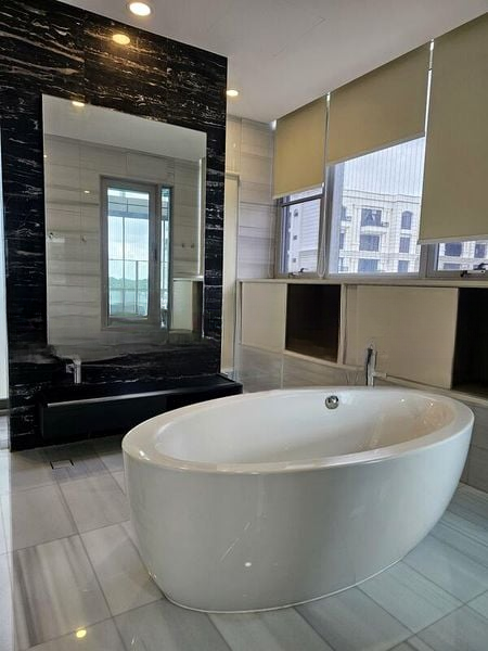 HALLMARK RESIDENCES 8