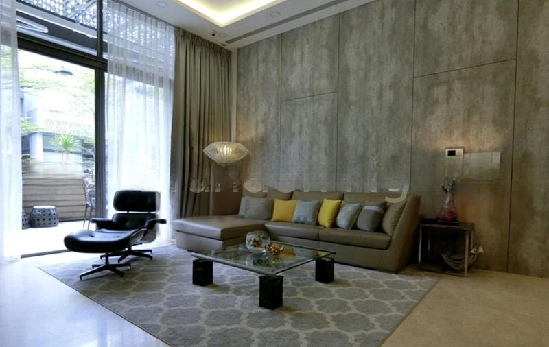 SEVEN CRESCENT 2
