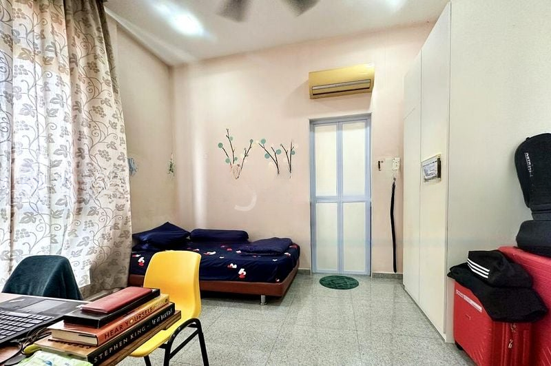 SEMBAWANG SPRINGS ESTATE 13