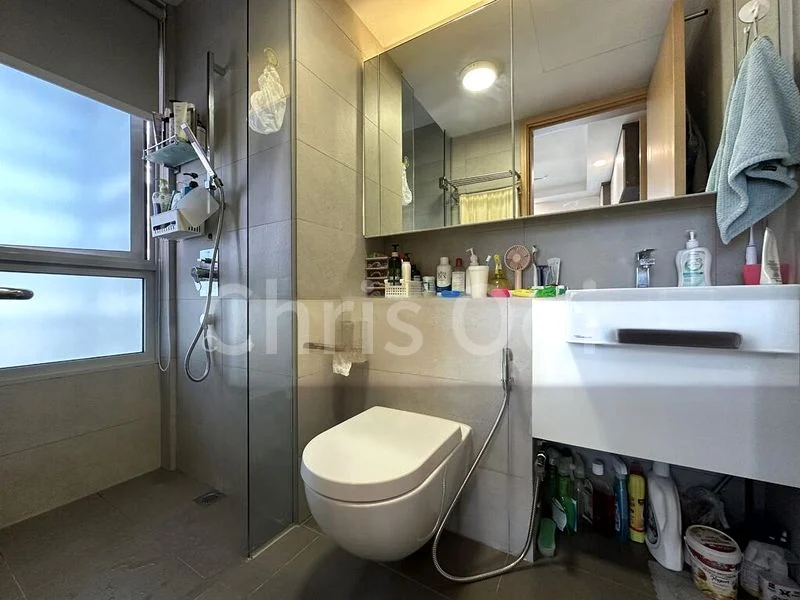 EIGHT RIVERSUITES 12