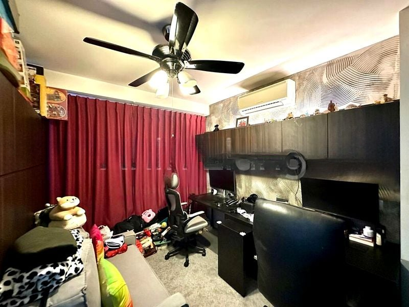 THOMSON HILLS ESTATE 6