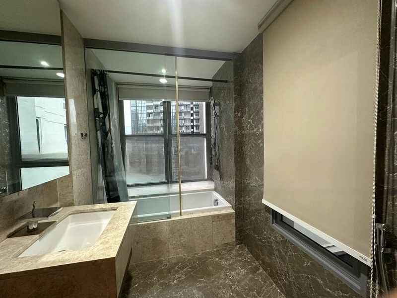 STARLIGHT SUITES 6