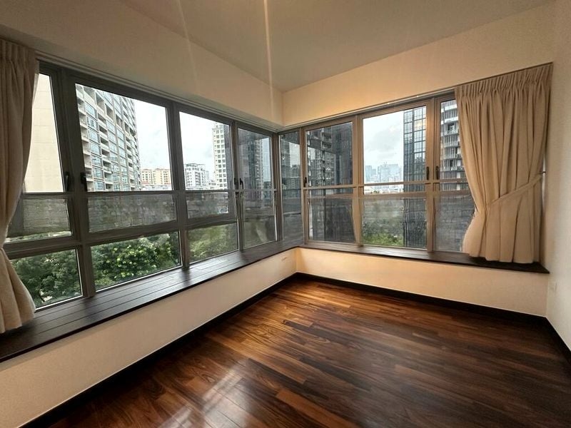 STARLIGHT SUITES 4