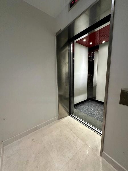 STARLIGHT SUITES 14