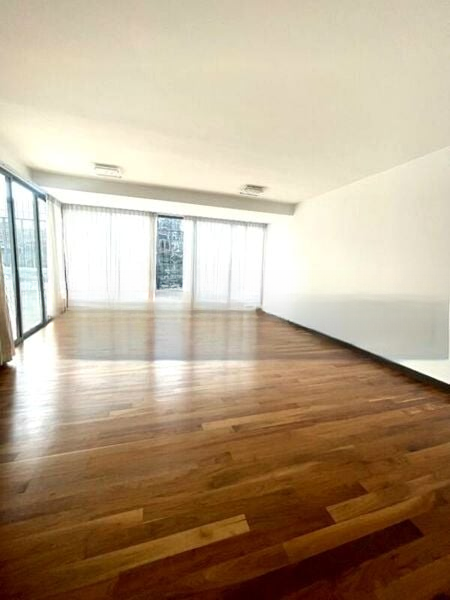 WATERMARK ROBERTSON QUAY 9