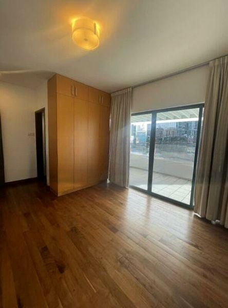 WATERMARK ROBERTSON QUAY 4