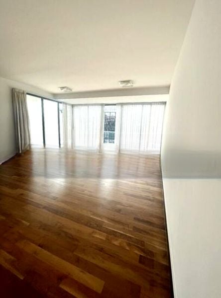 WATERMARK ROBERTSON QUAY 8