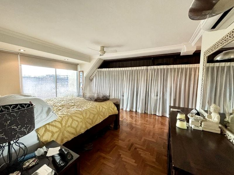 PEPYS HILL CONDOMINIUM 6