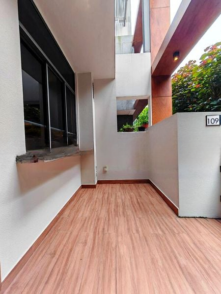 WESTCOVE CONDOMINIUM 6